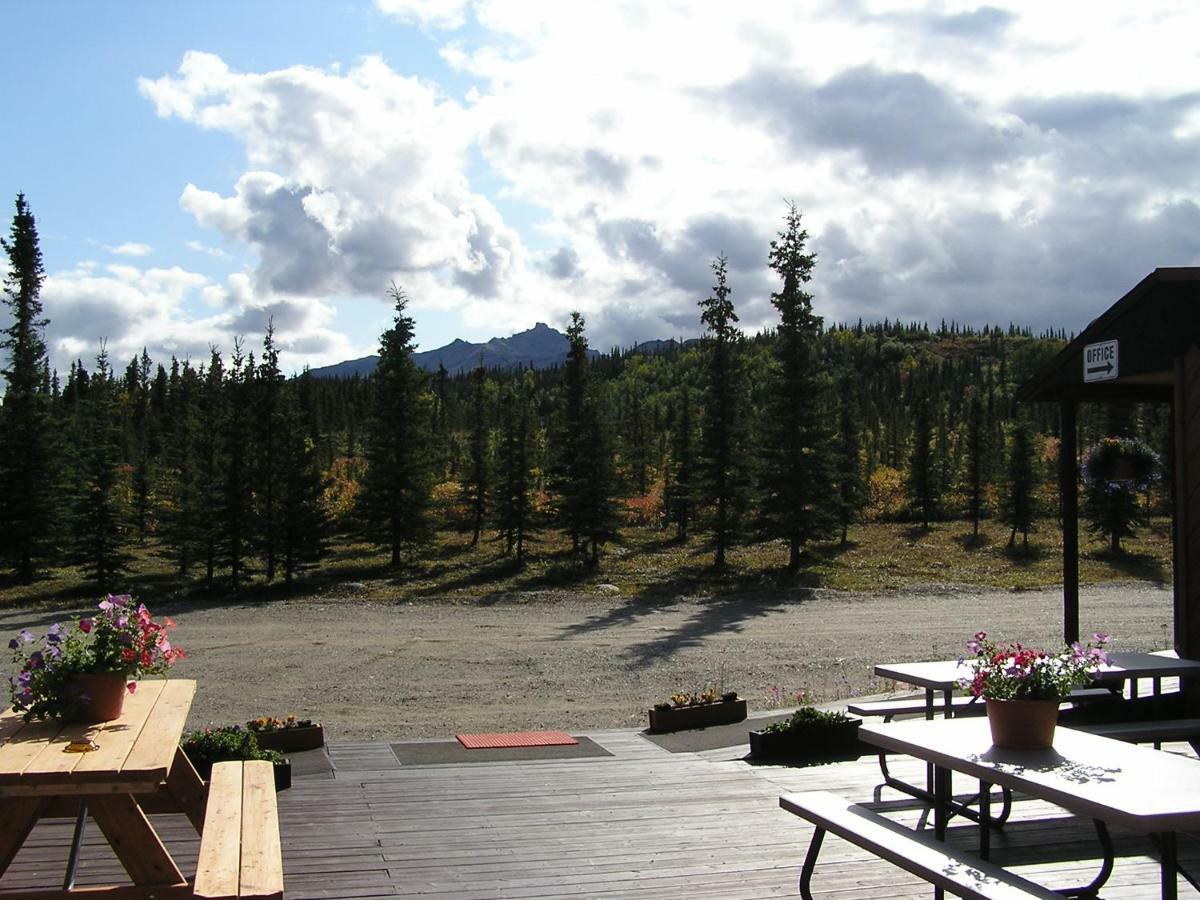 White Moose Lodge Хили Экстерьер фото
