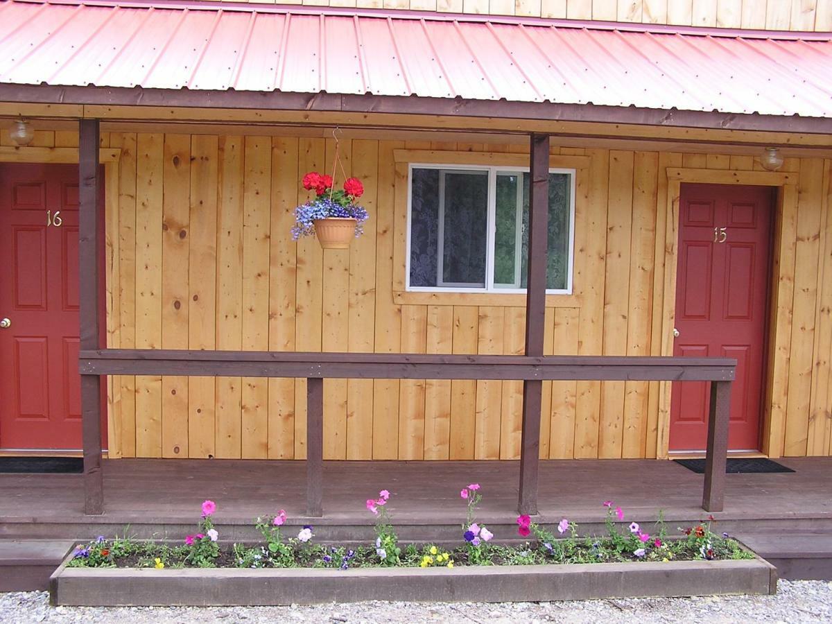 White Moose Lodge Хили Экстерьер фото